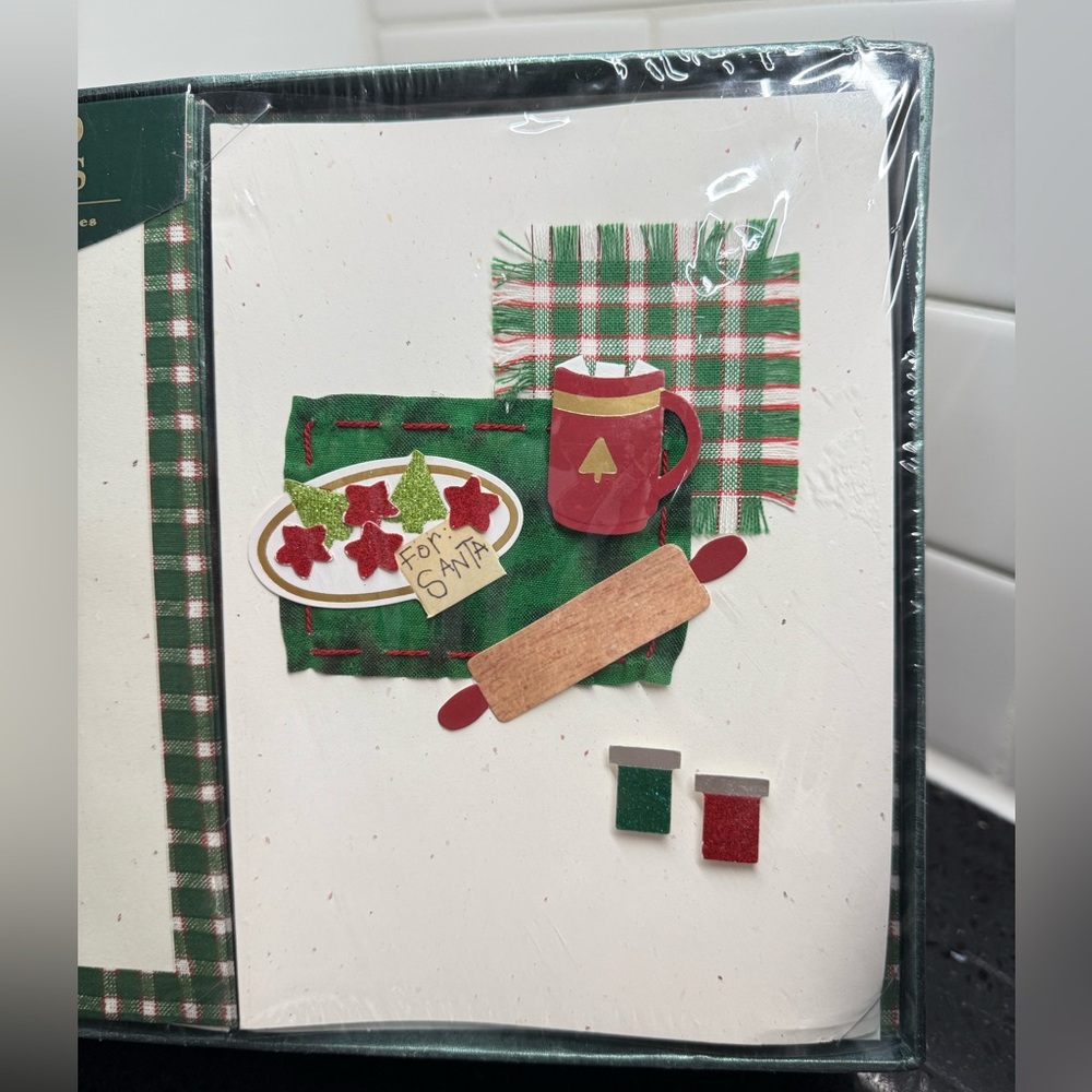 Handcrafted 3D Christmas Cards Set of 30‎ Cookies for Santa Theme by Paper Magic - Picture 4 of 11